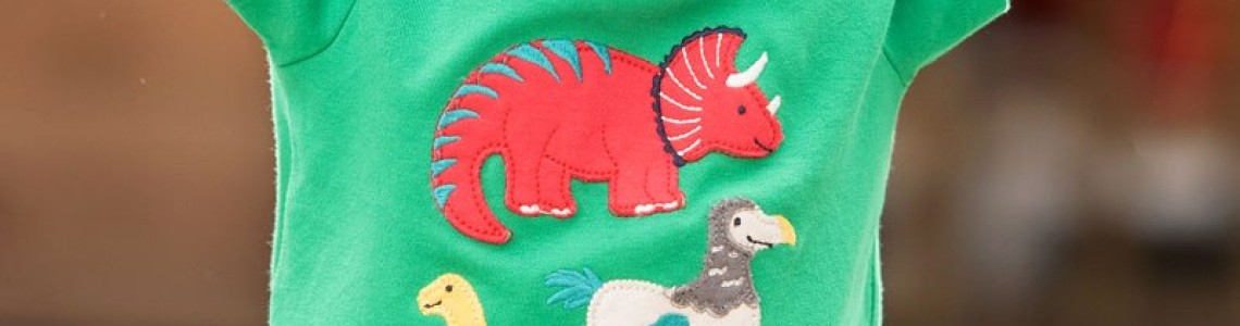 DINOSAURS & DRAGONS & CROCODILES DINOSAURS & DRAGONS & CROCODILES