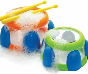 BATH TOYS