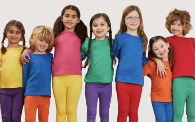 Plain colour clothes - organic cotton